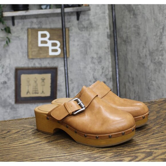 Universal Thread Womens Faye Clog Heels 87931703 Tan Brown 7.5M - Picture 1 of 7